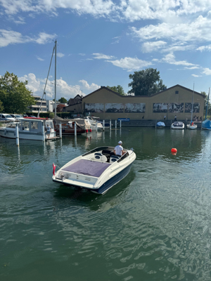 Motorboot Bild 5