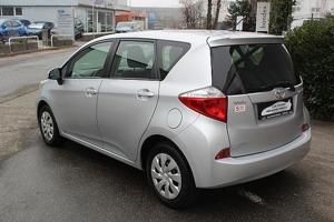 Toyota Verso S 2011 Bild 6