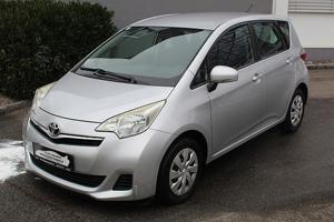 Toyota Verso S 2011 Bild 1