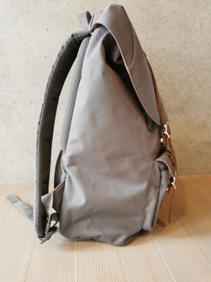 Herschel Rucksack grau, Volumen ca. 30 Liter Bild 2