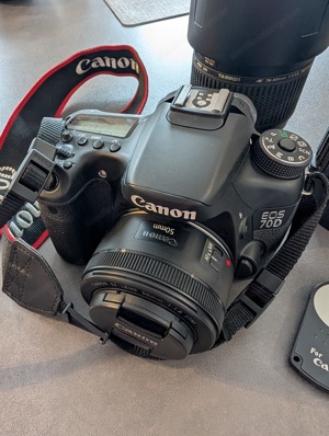 Canon EOS 70D Spiegelreflexkamera inkl. Zubehör Bild 4