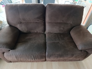 3er und 2er-Wohnzimmercouch ZU VERSCHENKEN! Bild 4