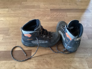 Wanderschuhe Lowa 37 Bild 2