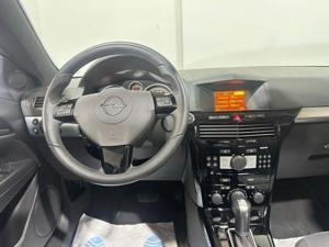 Opel Astra Bild 8