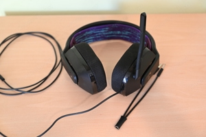 Logitech G335, Headset