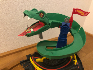 Hot Wheels Bahn Drache Bild 2