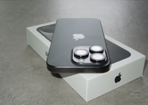 Apple iPhone 15 pro 256gb Titan Bild 4
