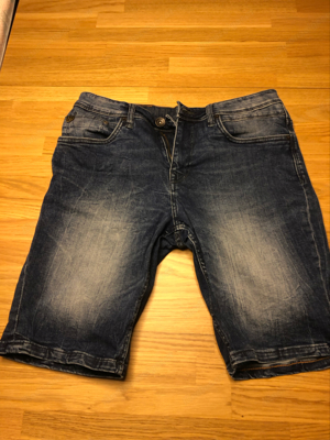 Garcia Jeans Herren Short Gr. M