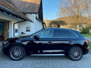 Audi Q5 Sline Quattro Sport, Garantie, Ledersitze, Panoramadach, Luftfahrwerk, AHK, guter Zustand Bild 1