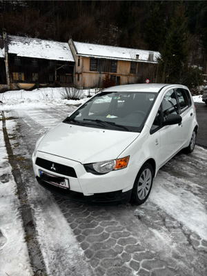 mitsubishi colt