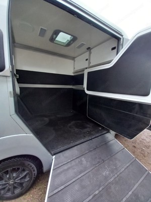 Pferdetransporter Renault Master STX Automatik Nur 77.000KM Bild 8