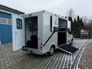 Pferdetransporter Theault Proteo Automatik Nur 60300KM Klima Navi Bild 7