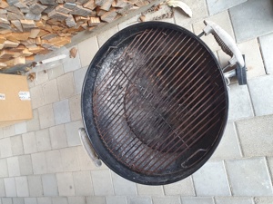 Weber Holzkohle Grill Bild 2