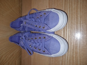 verschiedene Markenschuhe Bild 2