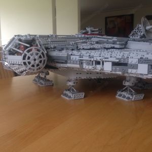 Lego Star Wars Ultimative Millennium Falcon (10179) Bild 2