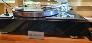 Kenwood KD-990 High-End Plattenspieler Bild 3