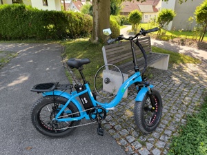 E-Bike (Klapprad ) Neuwertig wie Neu mit 2 Akkus Bild 2