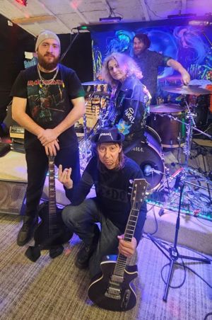 Classic Heavy Rock Band sucht Bassist -in Bild 3