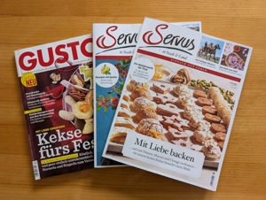 Gusto und Servus-Hefte mit Rezepten zu verschenken