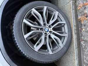 BMW Felgen 20Zoll 5 120. J9.5 J10.5.  Winter Yokohama 275  315 Die Reifen sind fast neu 3000km Bild 3