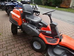 Husqvarna Rider Rasentraktor R422TS AWD Bild 7