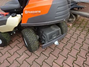 Husqvarna Rider Rasentraktor R422TS AWD Bild 2