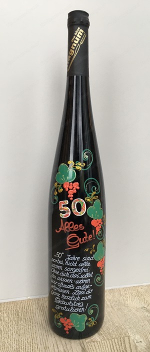 ungeöffnete Weinflasche zum 50er mit 1,5 Liter Rotwein, The Blue Magnum