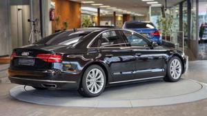 Audi A8 Bild 14