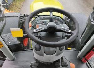 claas Arion 550 CMATIC-Stage V Cebis Bild 2