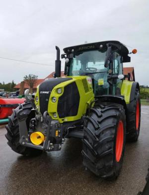 claas Arion 550 CMATIC-Stage V Cebis Bild 9