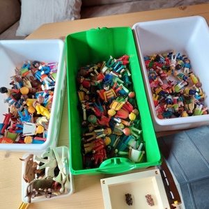 Ganz viel Playmobil Bild 2