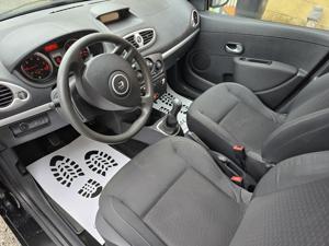 Renault Clio Kombi Bild 6