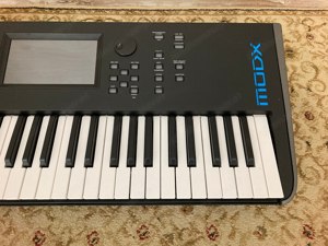 Yamaha MODX-6 Synthesizer Bild 3