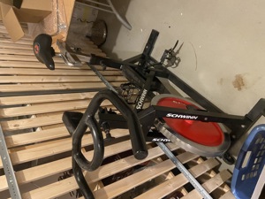 Speedbike neuwertig für Fitnessbegeisterte Bild 2