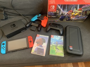 Nintendo Switch mit Zubehör und Spielen