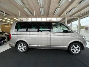 VW Multivan 2015 Bild 17