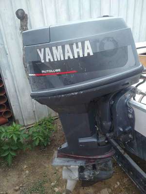 Yamaha 60 PS Außenborder mit hydraulischem Trimmer 2 Takt