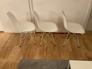 3 Sidechairs in weiß zu verkaufen Bild 2