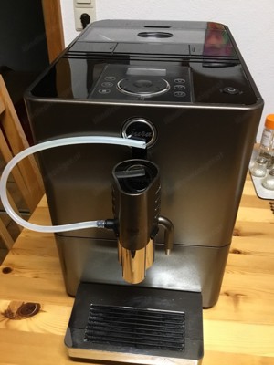 Ich verkaufe ein paar Jura J9,J5,Z5,Ena micro 9 Kaffeevollautomaten als Ersatzteile. Bild 4