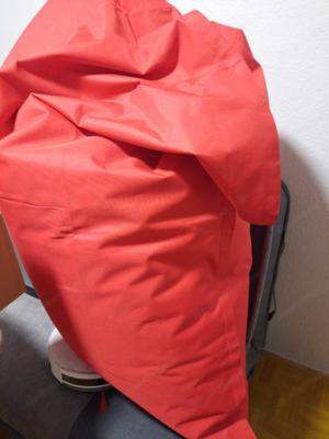 Roter Sitz Sack  Bild 2