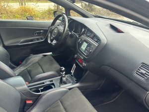 Kia Ceed GT_ 1.6 T-GDI GT-Track Bild 4