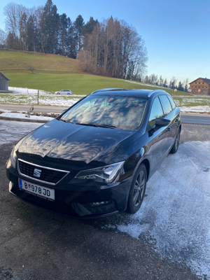 Seat Leon Sportstourer ST Kombi Bild 2