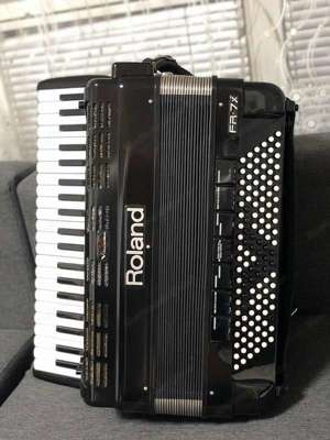 Roland FR7x Akkordeon Bild 7