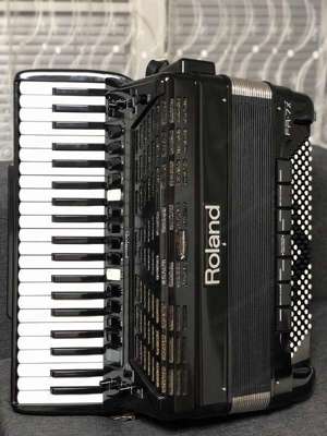 Roland FR7x Akkordeon Bild 5