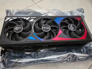 Asus ROG Strix GeForce RTX 4090 OC Edition Bild 7