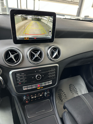 Mercedes GLA 200d Automatik Bild 9