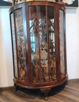 Glas Holz Vitrine Kirschholz Antik mit 2 Glasböden und Ziergravur