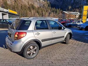 Suzuki SX4 2009 Bild 4