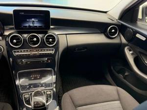 Mercedes-Benz C 220 Bild 10