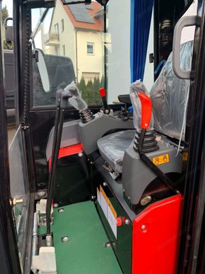 Minibagger LAMAR TW20A 2t Diesel 3 Zylinder Klimaanlage Knickmatik Bild 5